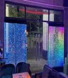 MURO D'ACQUA CON BOLLE VERTICALI